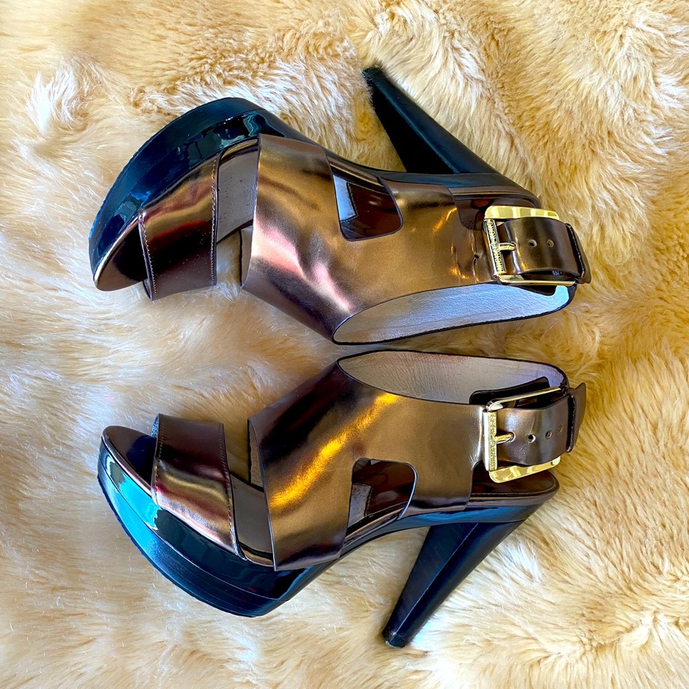 Michael Kors Bronze Strappy Platform Sandals Sz 7
